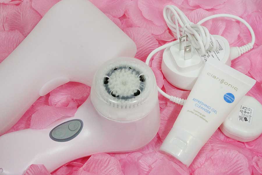 Clarisonic Cleansing Brush