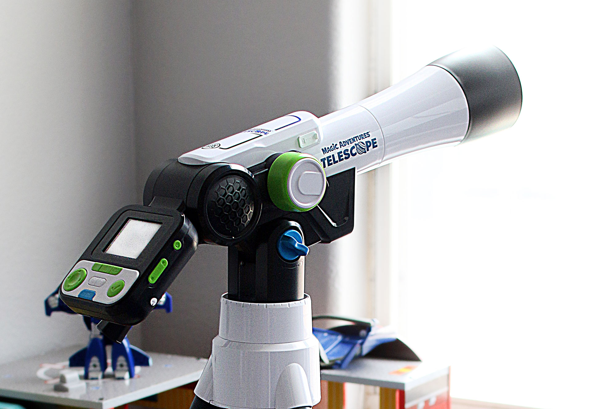 LeapFrog® Magic Adventures™ Telescope, LeapFrog Magic Adventures Telescope, Kids Telescope, Working Telescope, Childrens telescope, Telescope for Kids, Telescope for Children, Telescope, Leapfrog