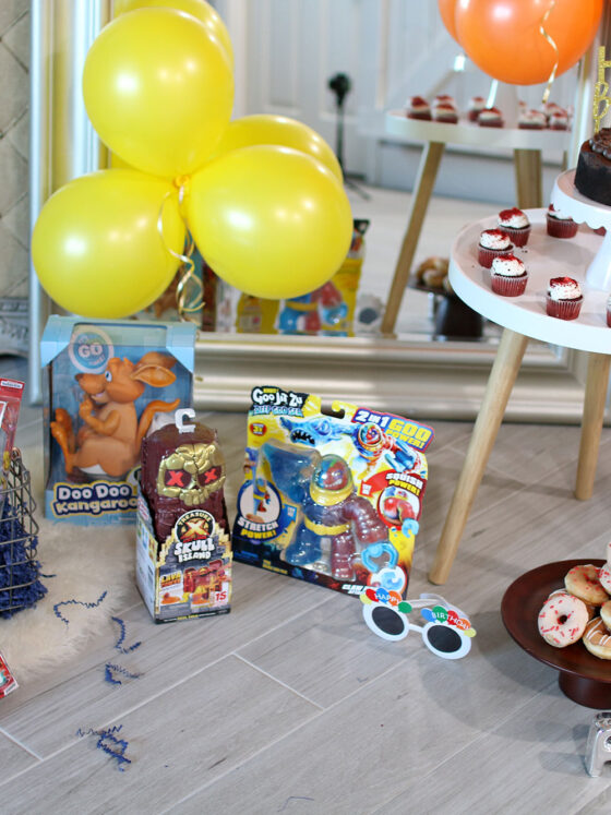 Planning for a Birthday Party during the Holidays + Gift Ideas!