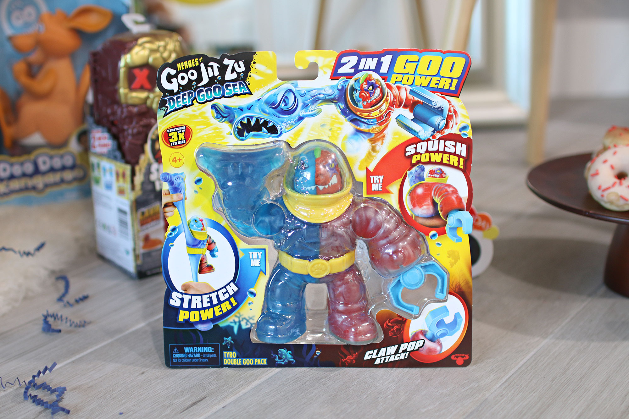 BABBLEBOXX, Gift Guide, Gift Ideas, Gift for Boys, Holiday Shopping, Holiday Gifts, Toy Review, Toys for Boys, Birthday, Birthday Cake, Birthday Cupcakes, Birthday Celebration, Heroes of Goo Jit Zu Deep Goo Sea, Heroes of Goo Jit Zu 