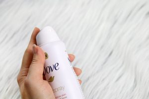Dove Dry Spray Antiperspirant