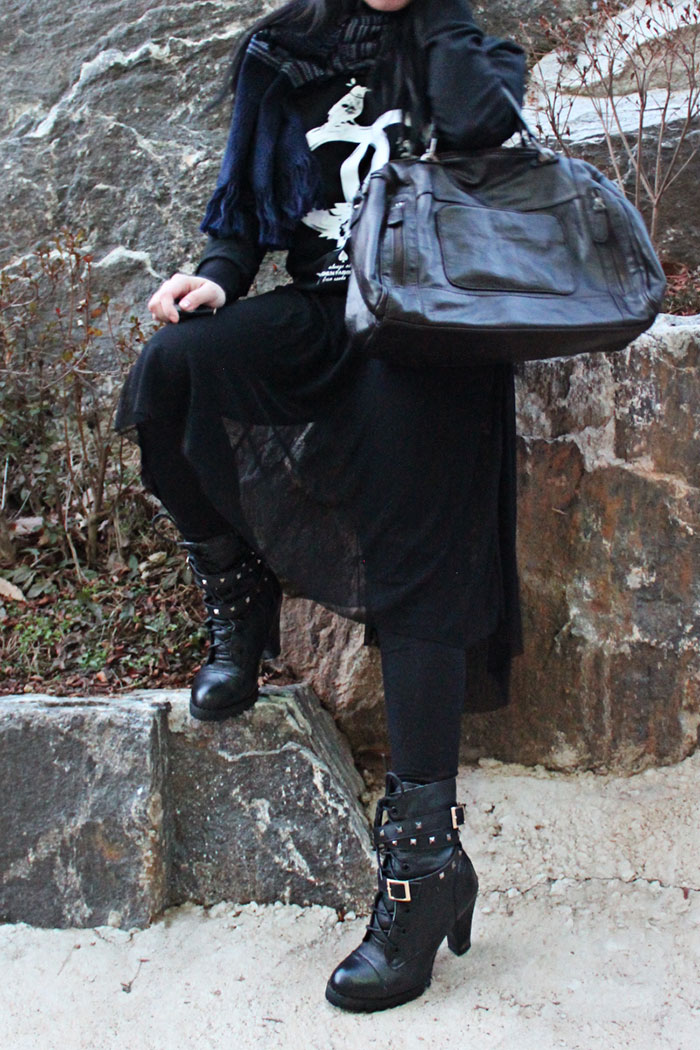 black winter fashion