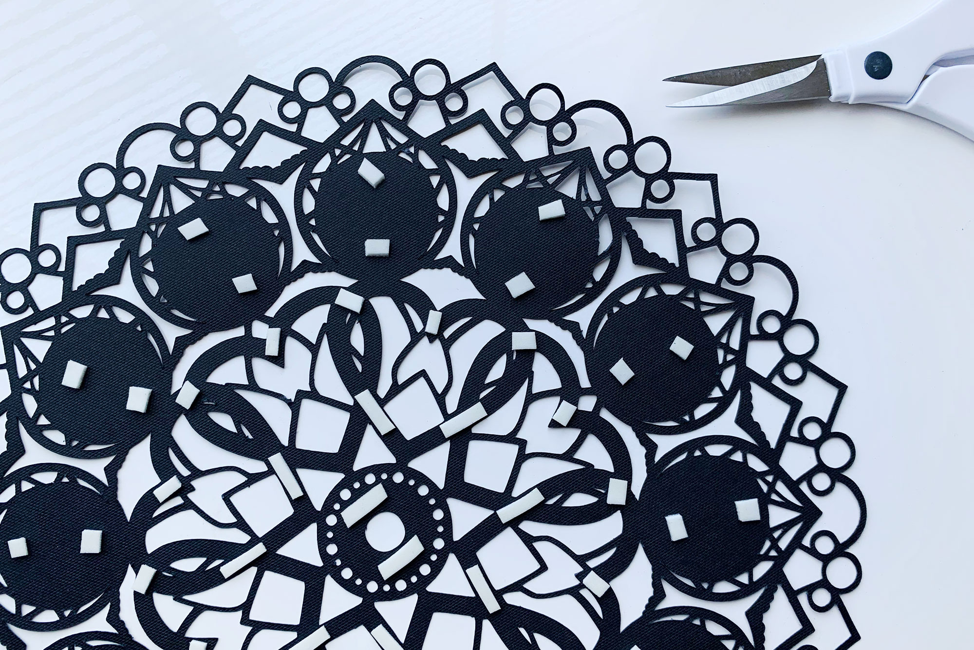 Cricut Layered Mandala Clock Tutorial