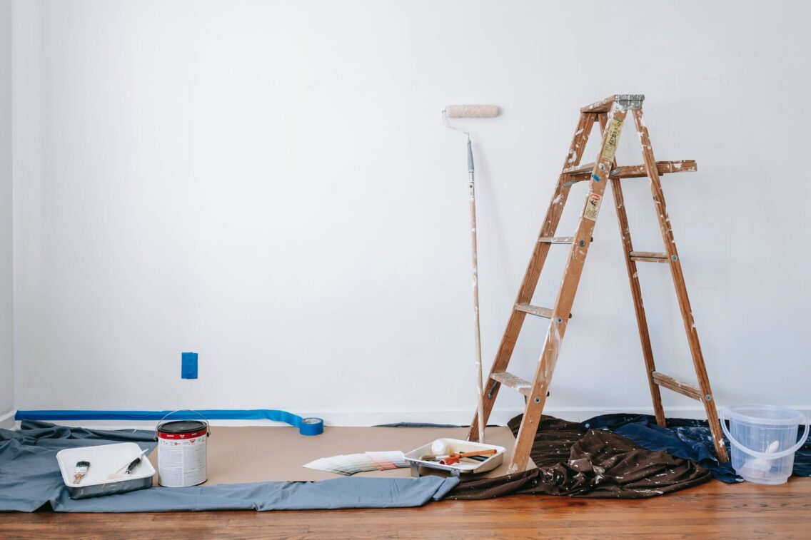 4 Ways To Decide if You Should DIY or Call The Pros