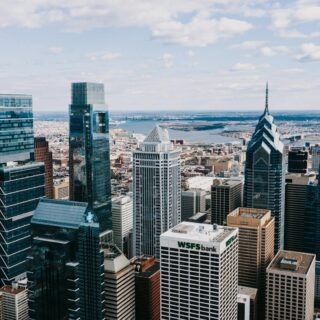 How to Spot and Capitalize on Profitable Market Trends