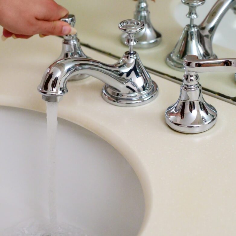 5 Reasons To Stop Ignoring That Dripping Pipe In Your Home