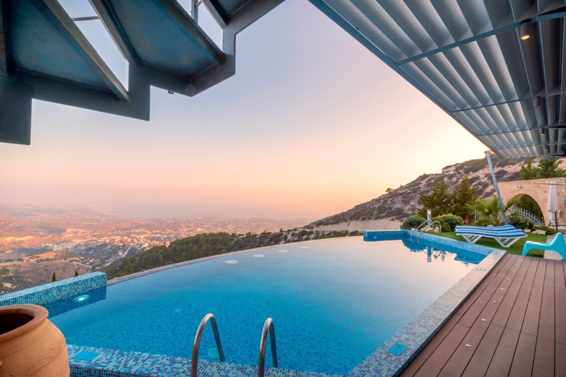 12 Tips for Having a Luxurious Trip on a Budget