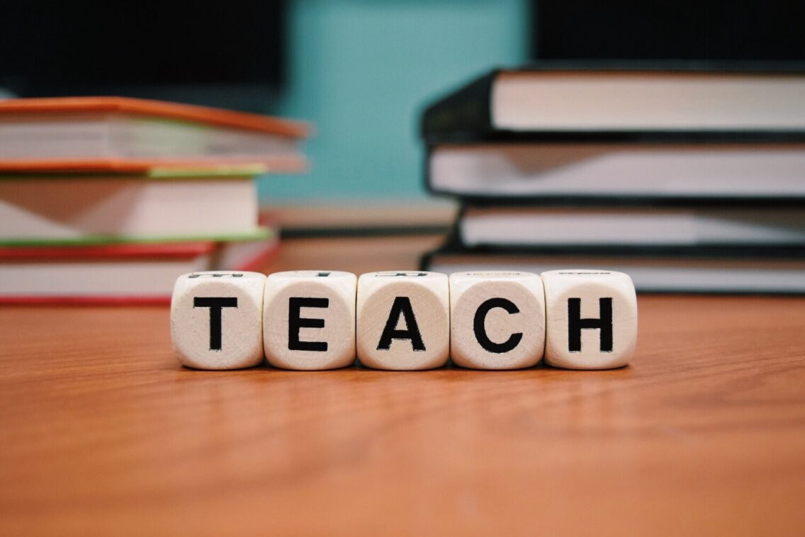 5 Non-Academic Teaching Jobs To Consider