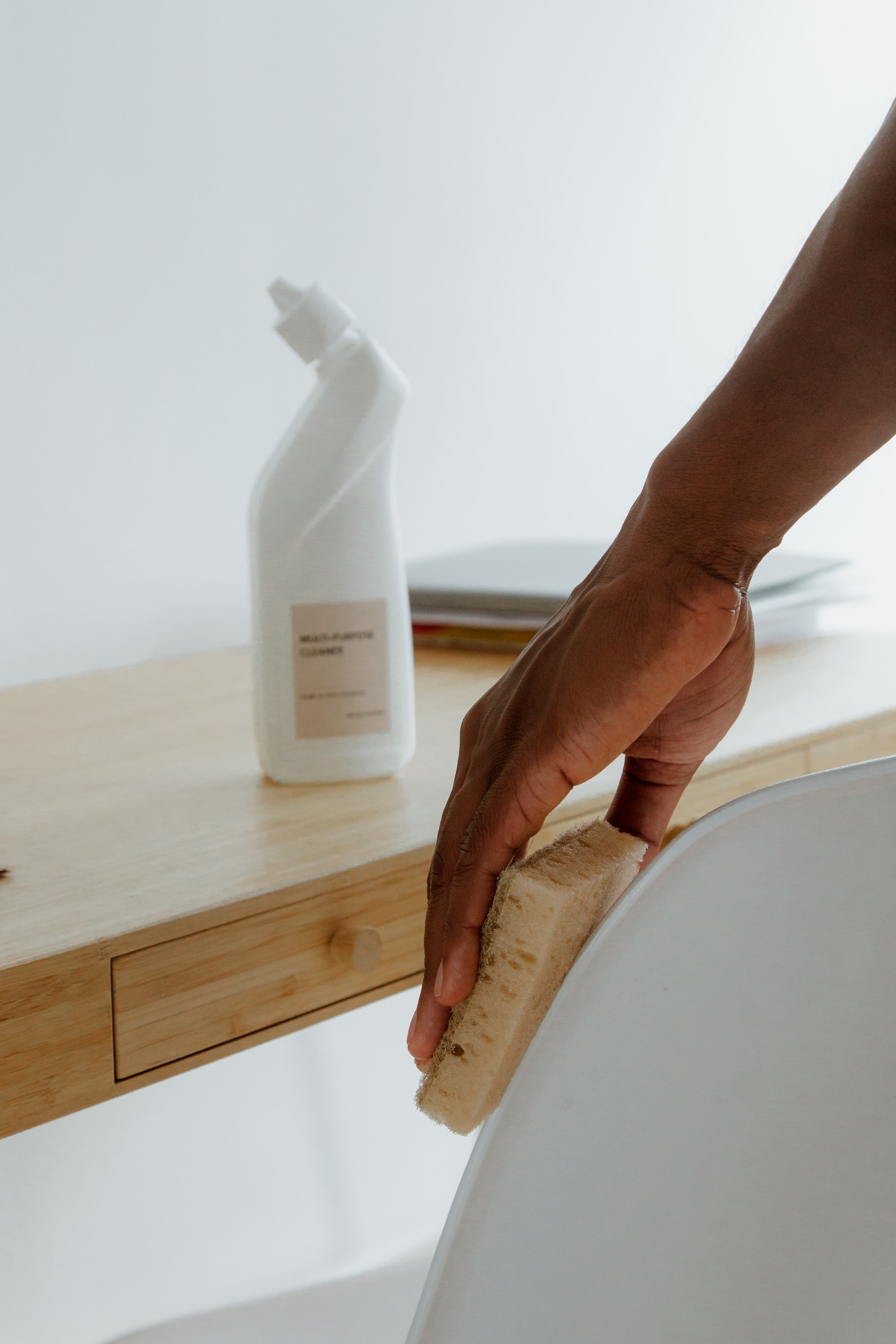 cleaning, deep cleaning, husband, husband chores, husband cleaning, disinfecting